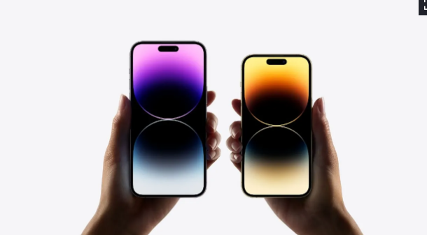 iPhone 首次跻身全球智能手机销量前 7 名